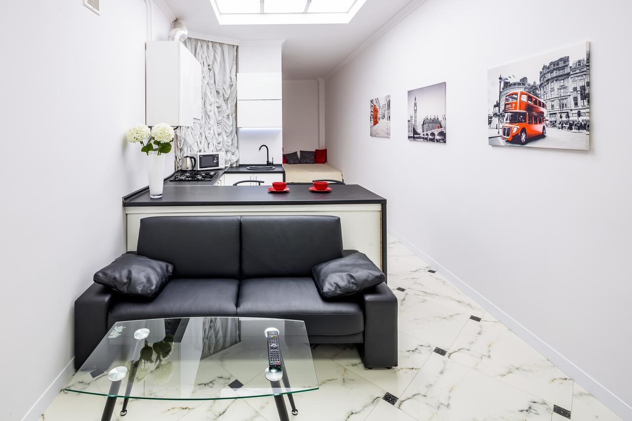 Designer Apartment Зі Світлом! Лвив Екстериор снимка